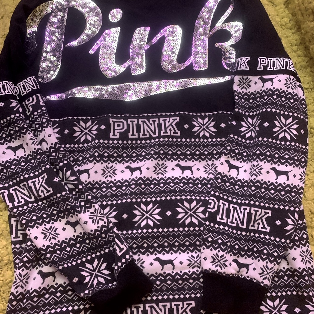 Size S blimey PINK sweater!! 🖤🤍
